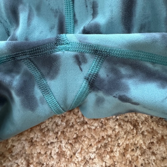 Lululemon Invigorate High-Rise Tight 25" Side Pocket Shibori Tie Dye Size 2 - Picture 4 of 8